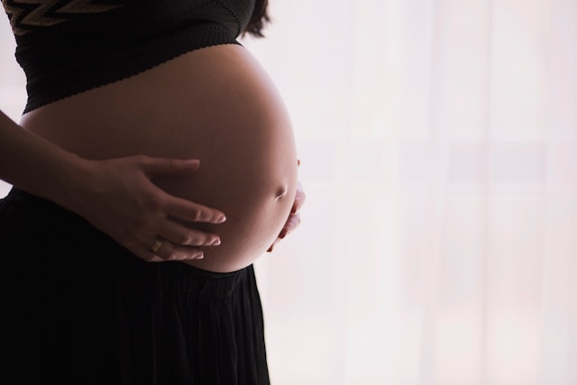 Pre-natal Massage visual